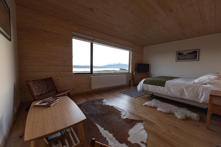 Room 4 of 27