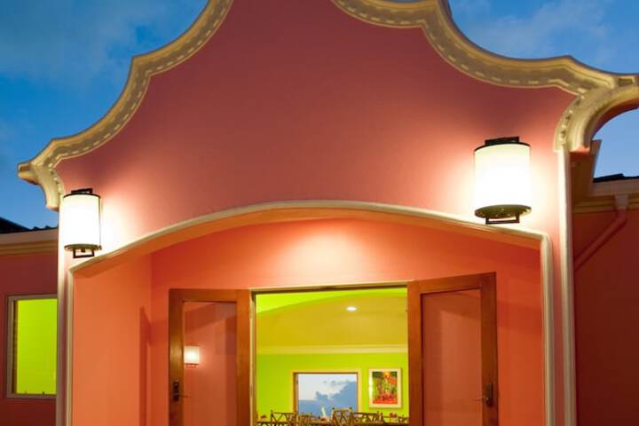 Hotel 43 of 47