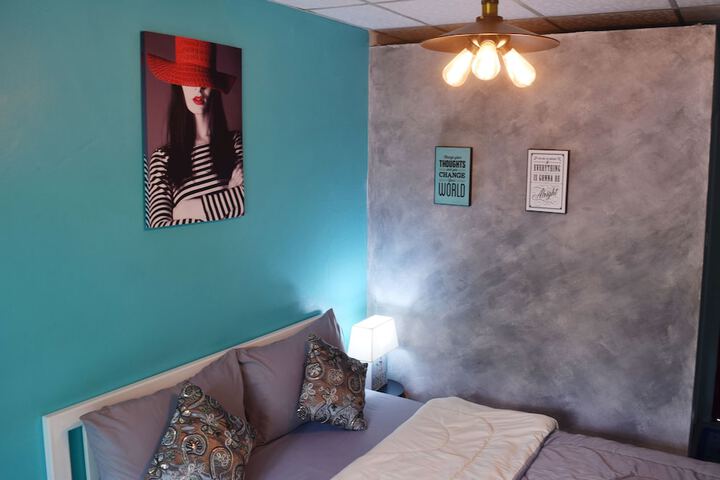 Room 22 of 36