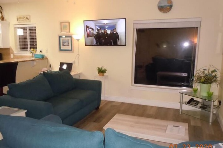 Room 85 of 173