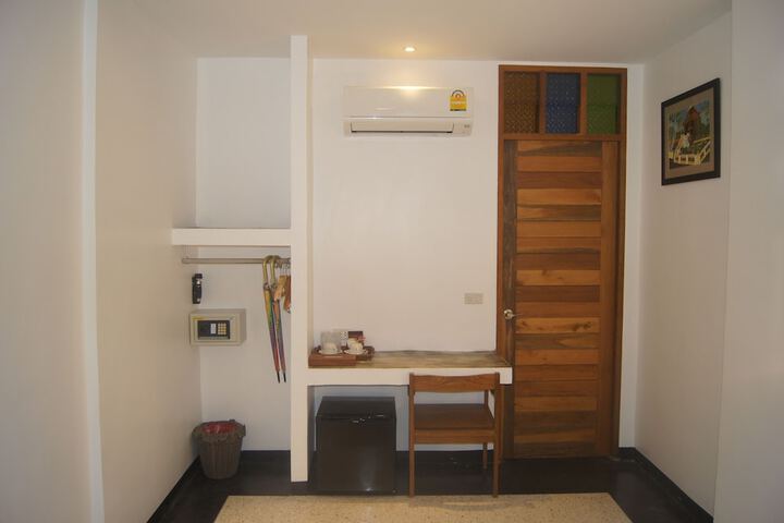 Room 11 of 135