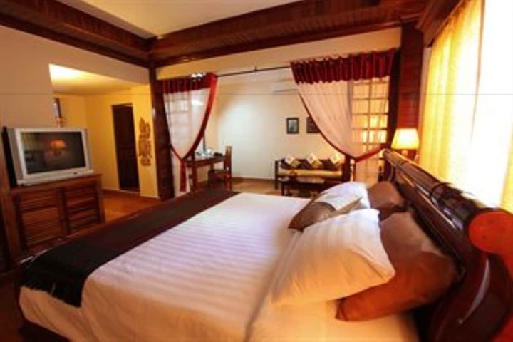 Room 27 of 53