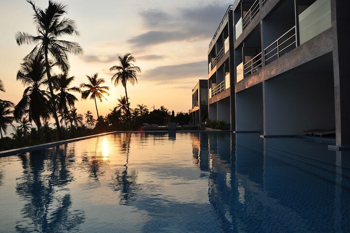 Pool 35 of 55