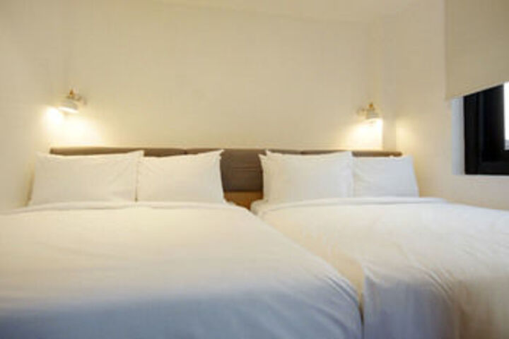 Room 46 of 74