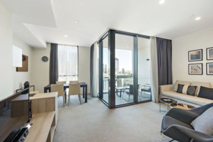 Room 30 of 37