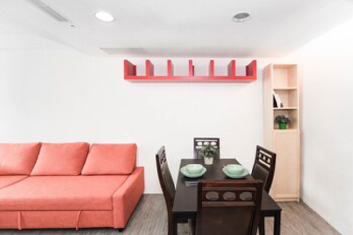 Room 18 of 23