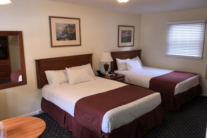 Room 10 of 30