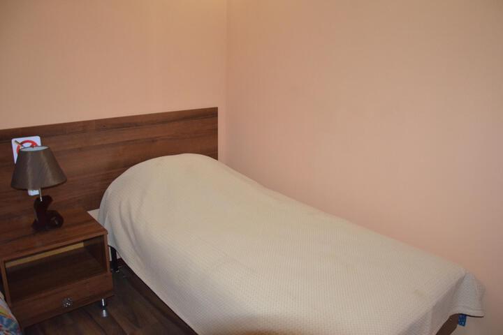 Room 49 of 79