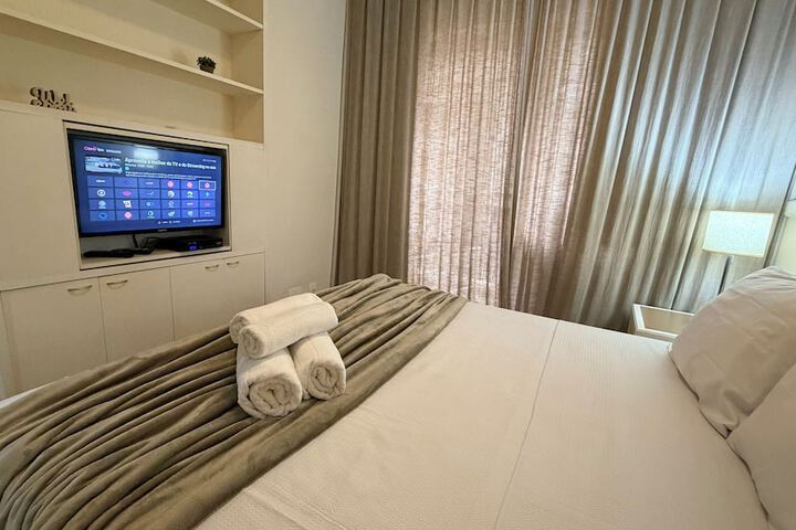 Room 3 of 39