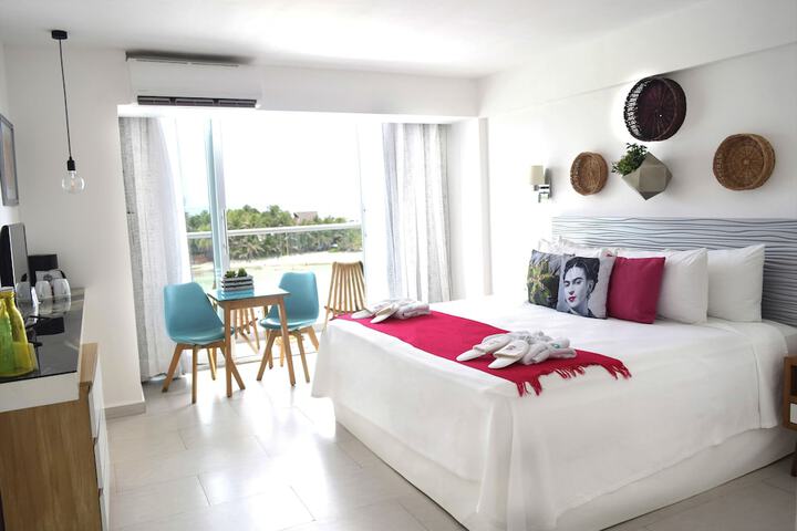 Room 14 of 60