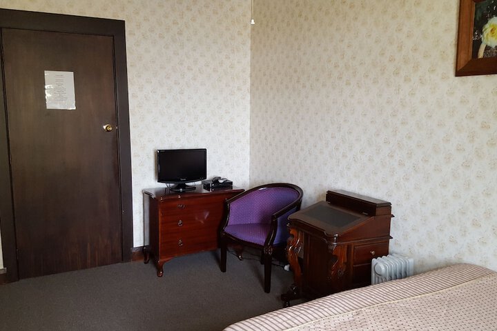 Room 5 of 47