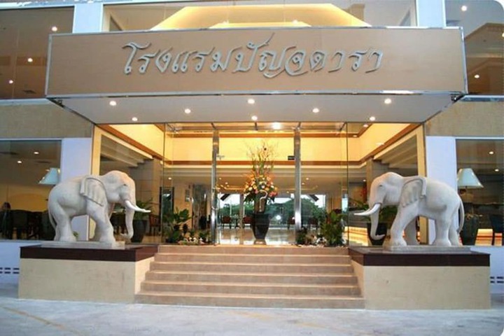 Hotel 14 of 15