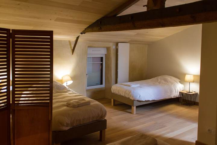 Room 13 of 26