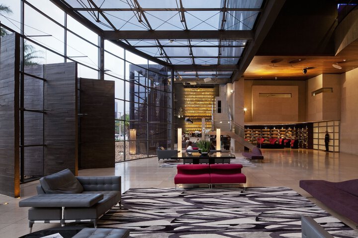 Guest Lobby