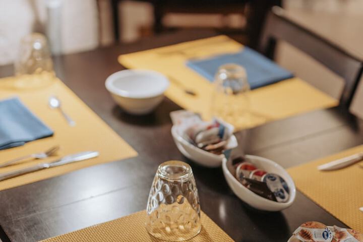 Breakfast area