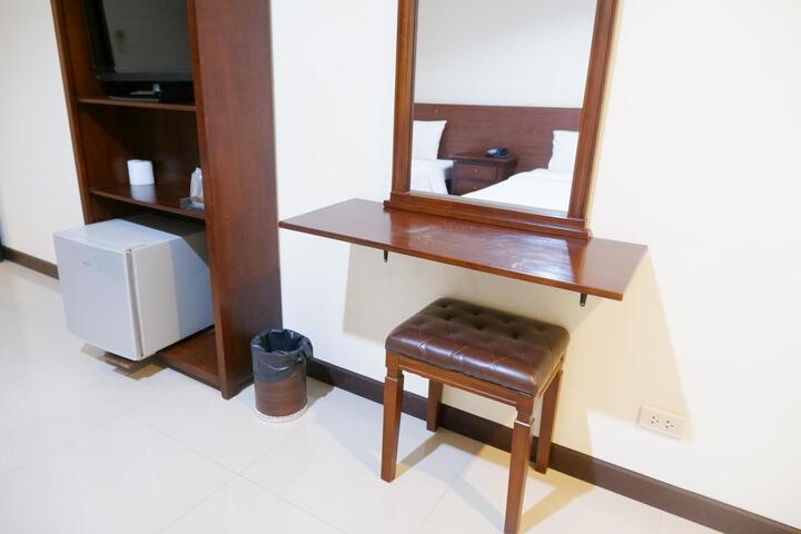 Room 44 of 67