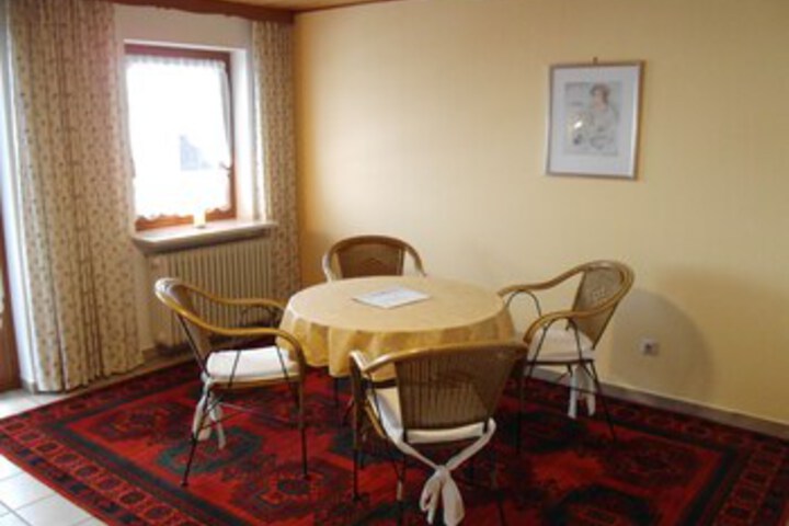 Room 53 of 111