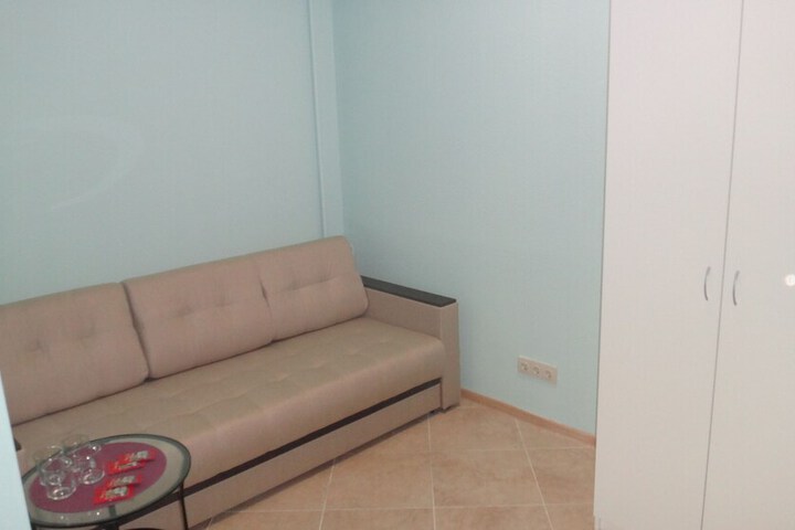 Room 53 of 99