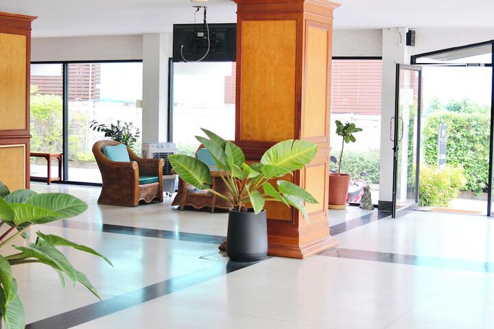 Hotel Interior 5 of 16
