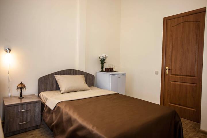 Room 3 of 45