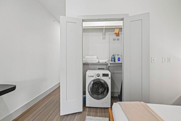 Laundry 466 of 656