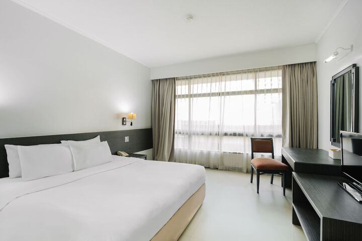 Room 37 of 85