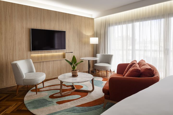 Room 45 of 175
