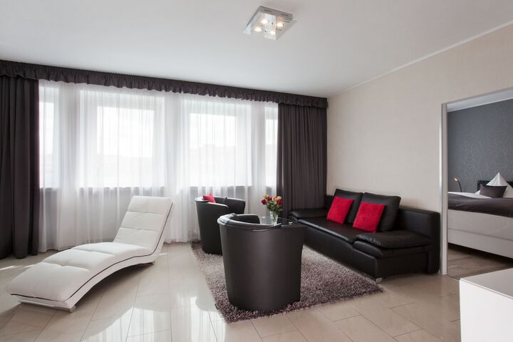 Room 16 of 62