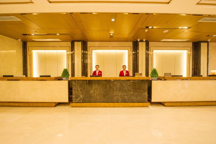 Hotel Interior 9 of 64