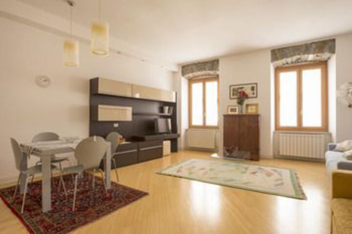 Room 9 of 14