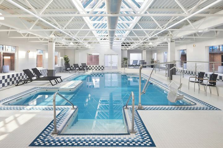 Pools & Facilities