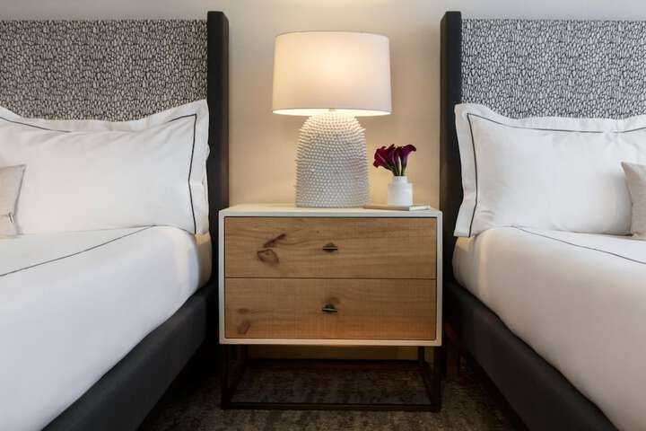 Room 19 of 53