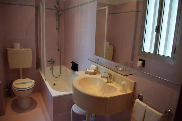 Clean Restrooms