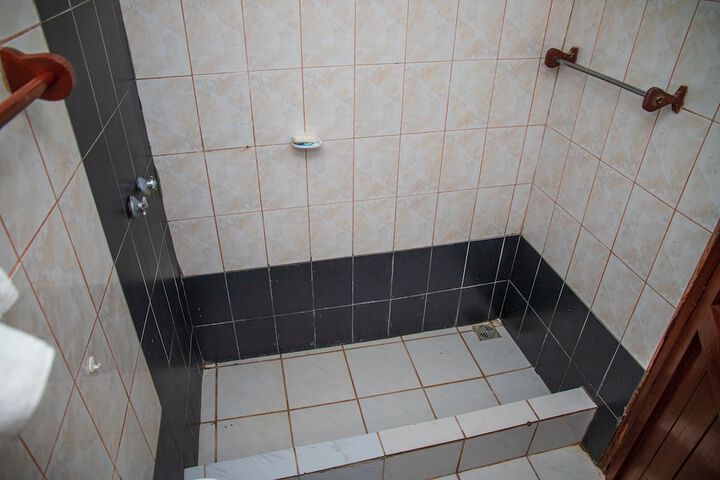 Room 20 of 103