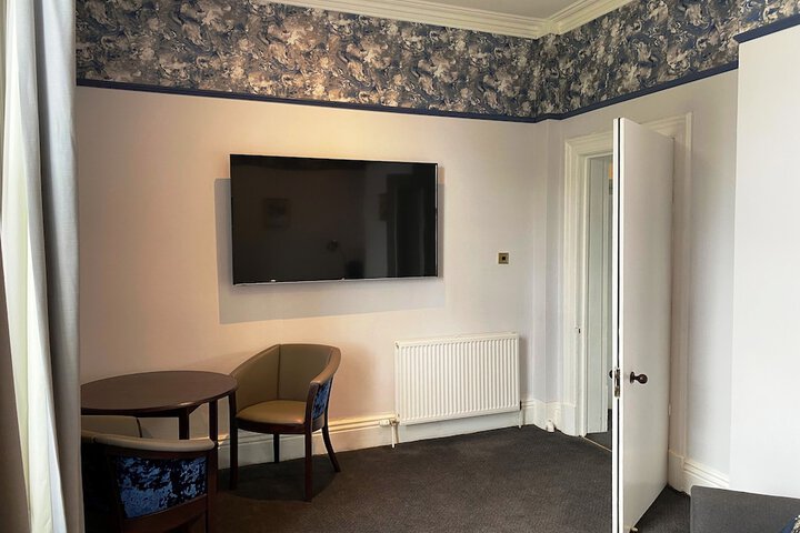 Room 44 of 113