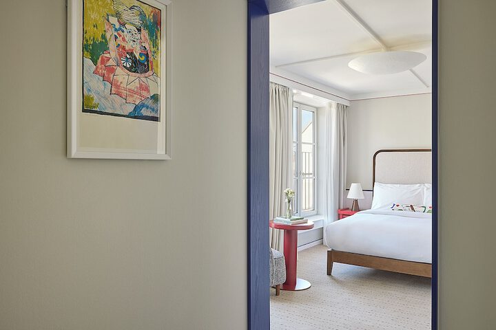 Room 31 of 82