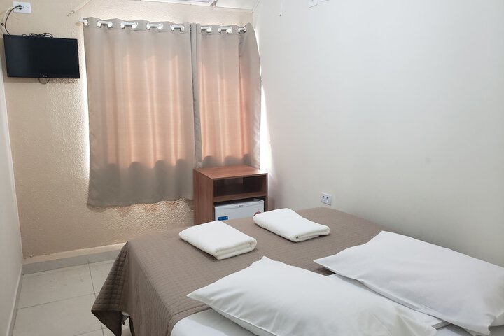 Room 11 of 33