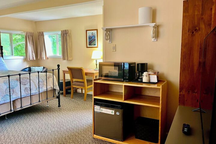 Room 60 of 106