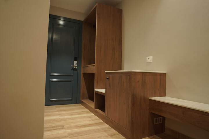 Room 7 of 20