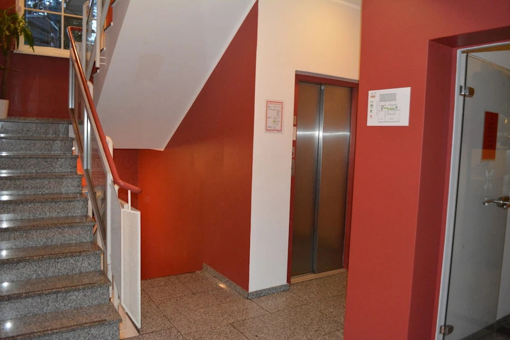 Room 14 of 17