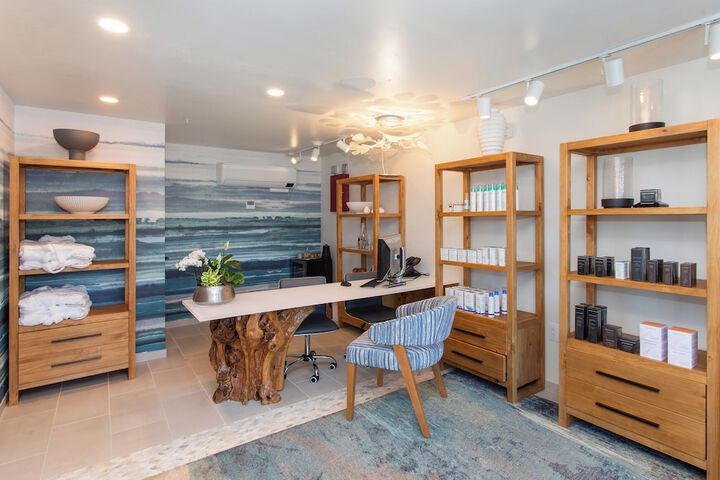 Hotel Interior 35 of 45