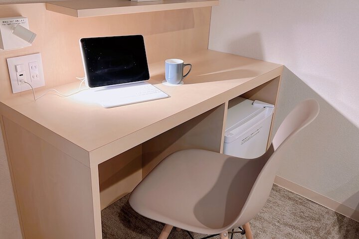 Room 3 of 9