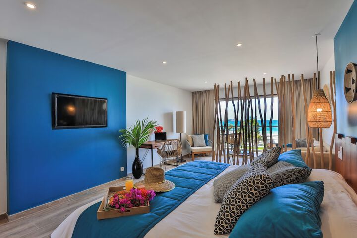 Photo of Orient Beach Hotel