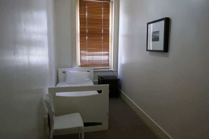 Room 4 of 64