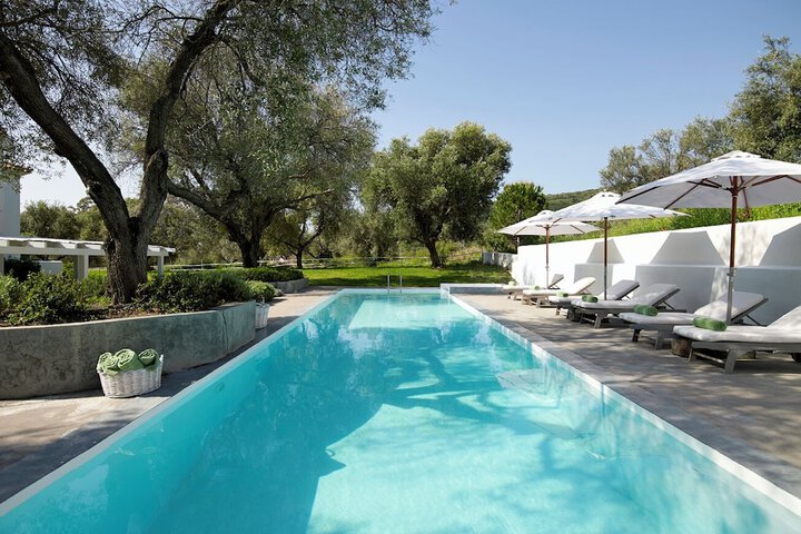 Pool 28 of 49