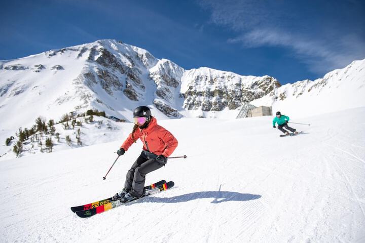 Snow and ski sports