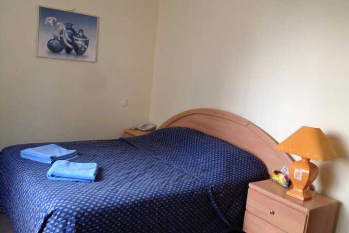 Room 10 of 23