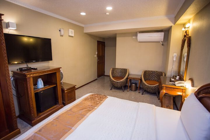 Room 7 of 139