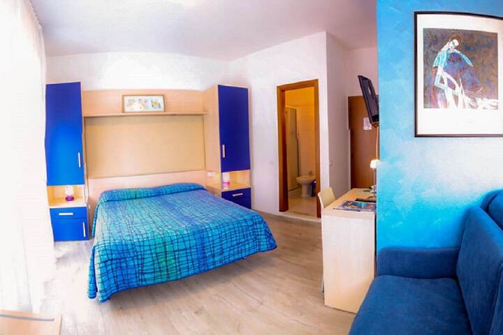 Room 25 of 67
