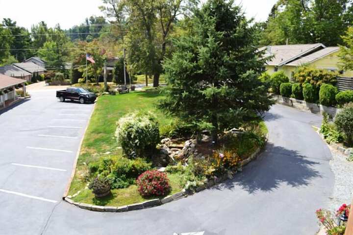 Property Grounds 18 of 21